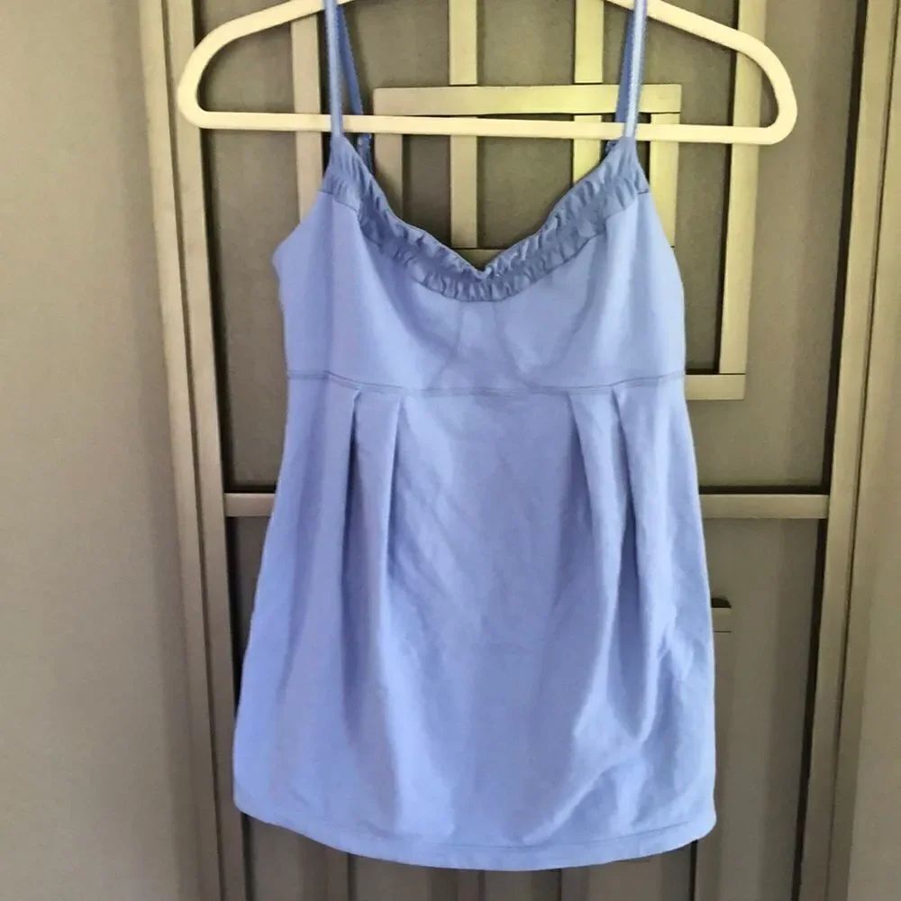 Lululemon periwinkle blue Baby doll top built in bra